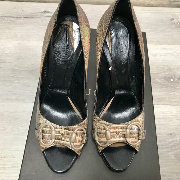 Gucci Python Pumps Size 7B - Picture 3 of 11